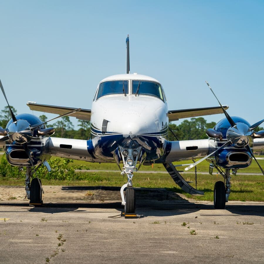 Twin piston detailing